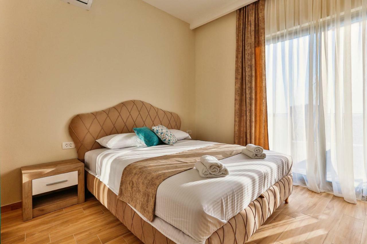 Apolon Apart Šušanj Bagian luar foto