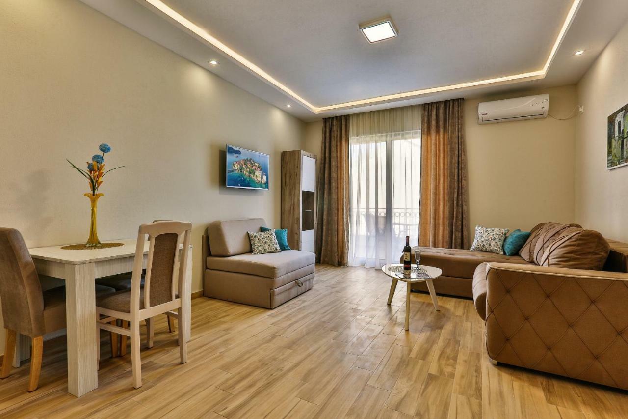 Apolon Apart Šušanj Bagian luar foto